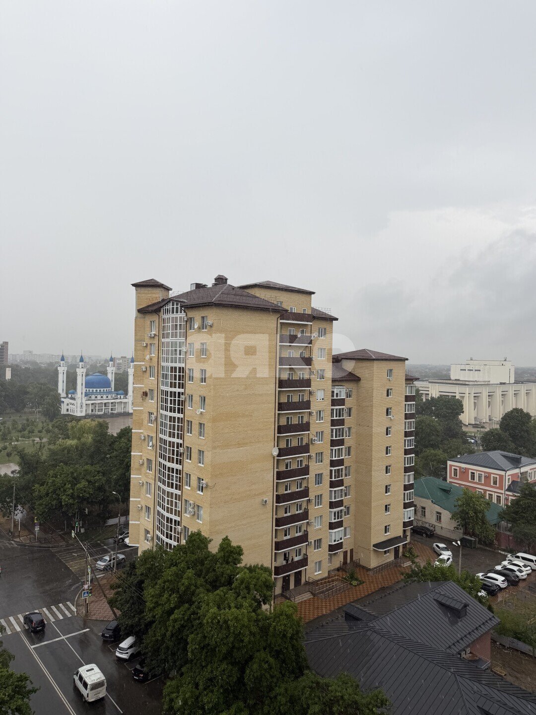 Фото №28: 2-комнатная квартира 82&nbsp;м², 11/15&nbsp;эт. - Майкоп, мкр. Центр, ул. Советская, 219