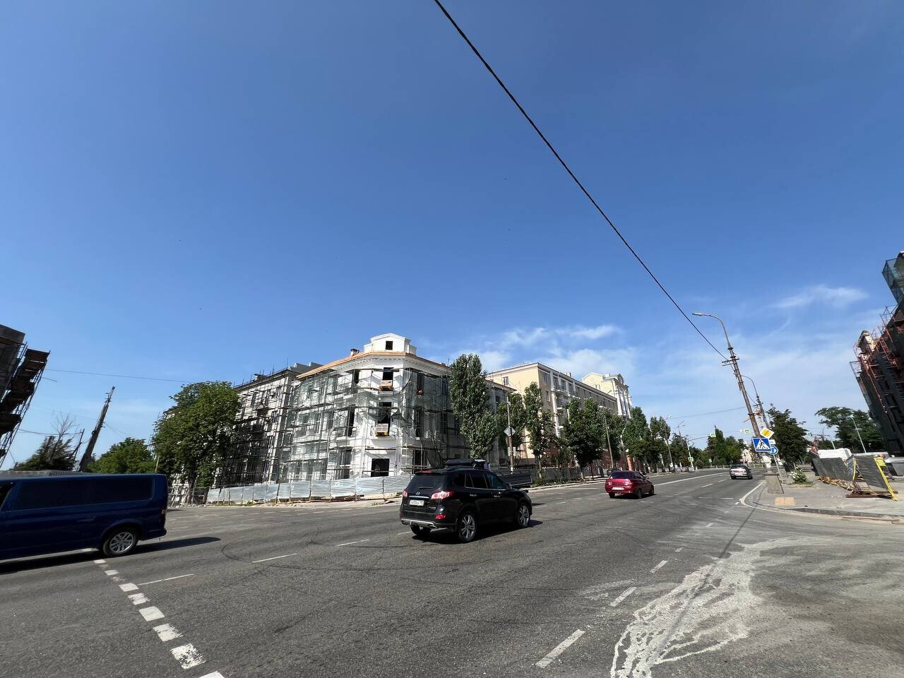 Фото №5: Торговое помещение 180&nbsp;м², 1/3&nbsp;эт. - Мариуполь, р. Жовтневый, пр-кт Ленина, 63/1