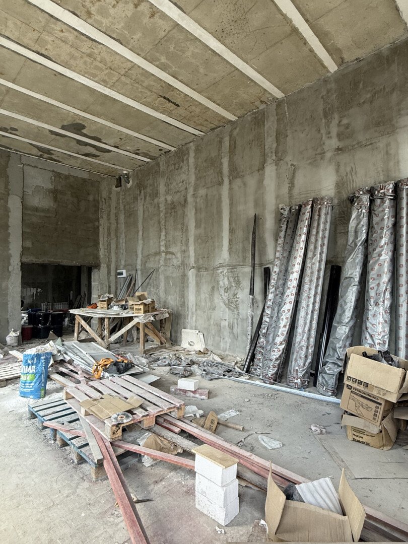 Фото №4: Торговое помещение 180&nbsp;м², 1/3&nbsp;эт. - Мариуполь, р. Жовтневый, пр-кт Ленина, 63/1