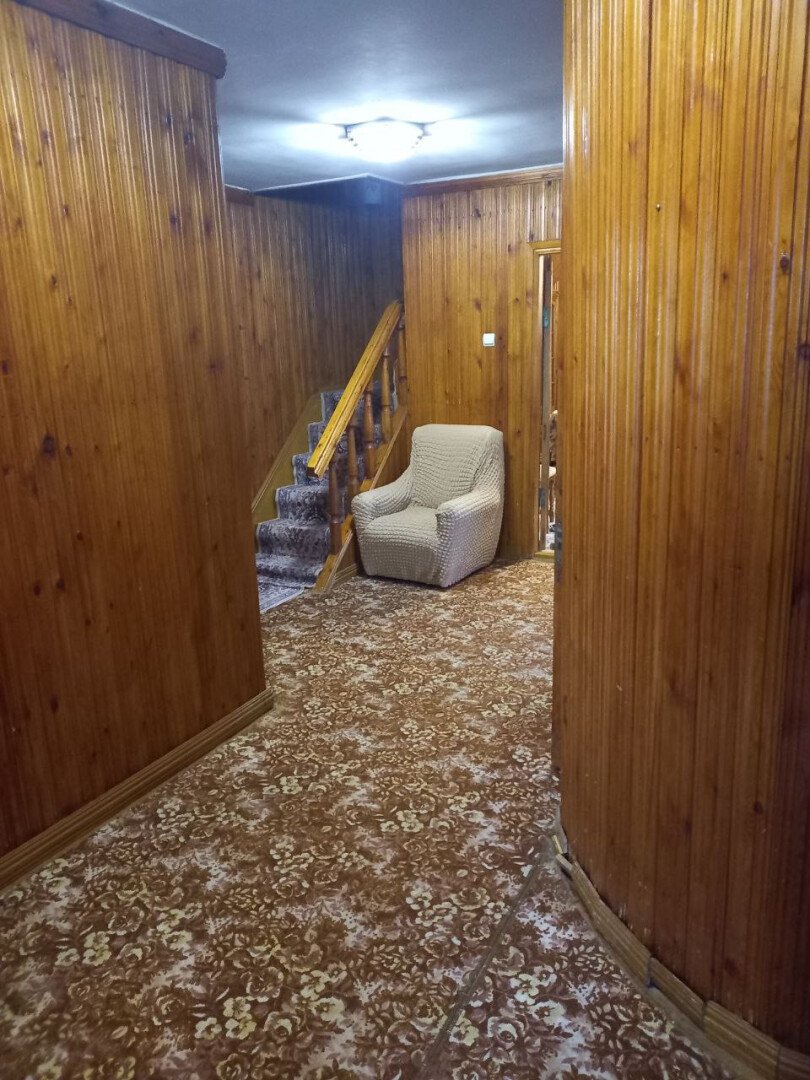 Фото №13: Коттедж 260&nbsp;м² + 30&nbsp;сот., 3&nbsp;эт. - Мариуполь, р. Жовтневый, ул. Административная площадь