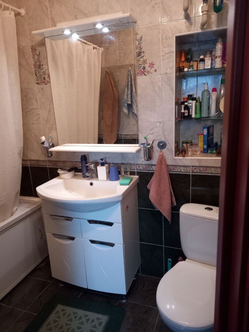 Фото №17: Коттедж 260&nbsp;м² + 30&nbsp;сот., 3&nbsp;эт. - Мариуполь, р. Жовтневый, ул. Административная площадь