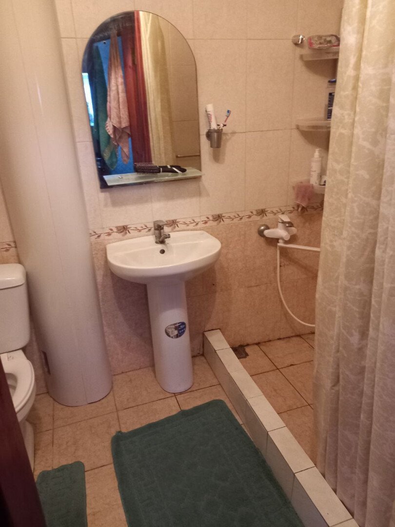 Фото №23: Коттедж 260&nbsp;м² + 30&nbsp;сот., 3&nbsp;эт. - Мариуполь, р. Жовтневый, ул. Административная площадь