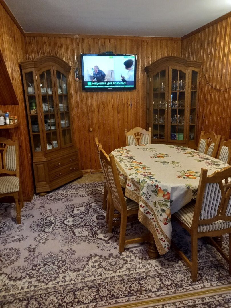 Фото №7: Коттедж 260&nbsp;м² + 30&nbsp;сот., 3&nbsp;эт. - Мариуполь, р. Жовтневый, ул. Административная площадь
