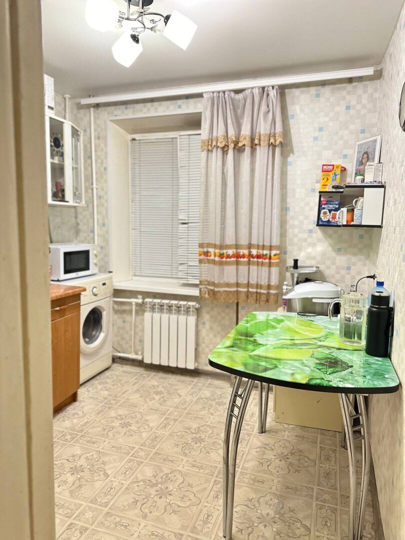 Фото №3: 1-комнатная квартира 31&nbsp;м², 1/5&nbsp;эт. - Мариуполь, Ильичёвский, мкр. 5-й, пр-кт Металлургов, 143