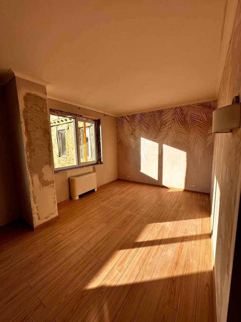 Фото №5: 5+-комнатная квартира 194&nbsp;м², 9/10&nbsp;эт. - Мариуполь, р. Жовтневый, пр-кт Строителей, 108А
