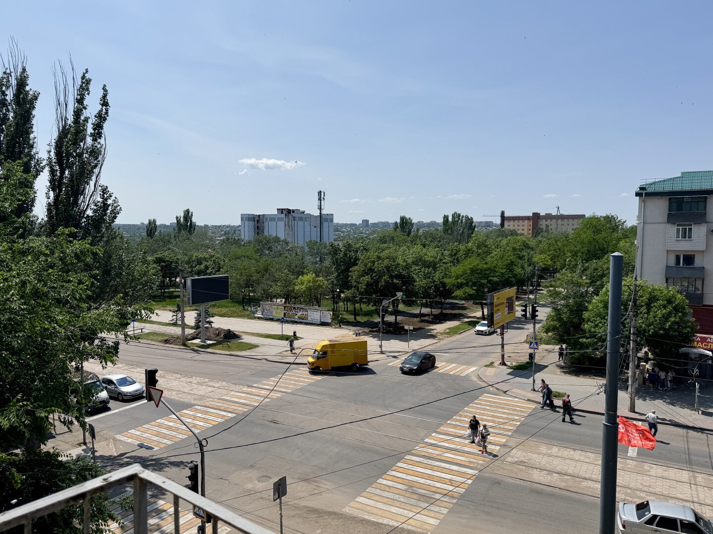 Фото №10: 2-комнатная квартира 43&nbsp;м², 4/5&nbsp;эт. - Мариуполь, р. Ильичёвский, пр-кт Металлургов, 181