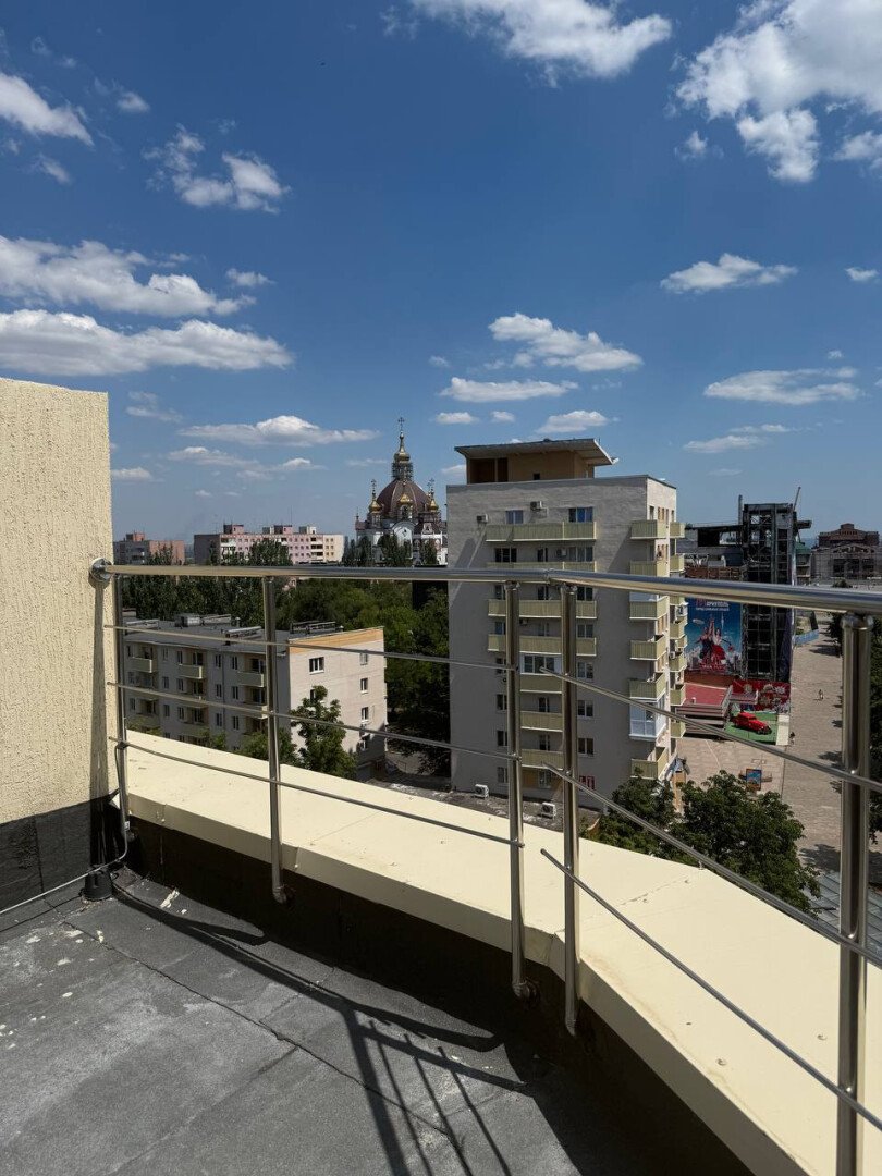 Фото №8: Коммерция 670&nbsp;м², 7/9&nbsp;эт. - Мариуполь, р. Жовтневый, пр-кт Металлургов, 54А