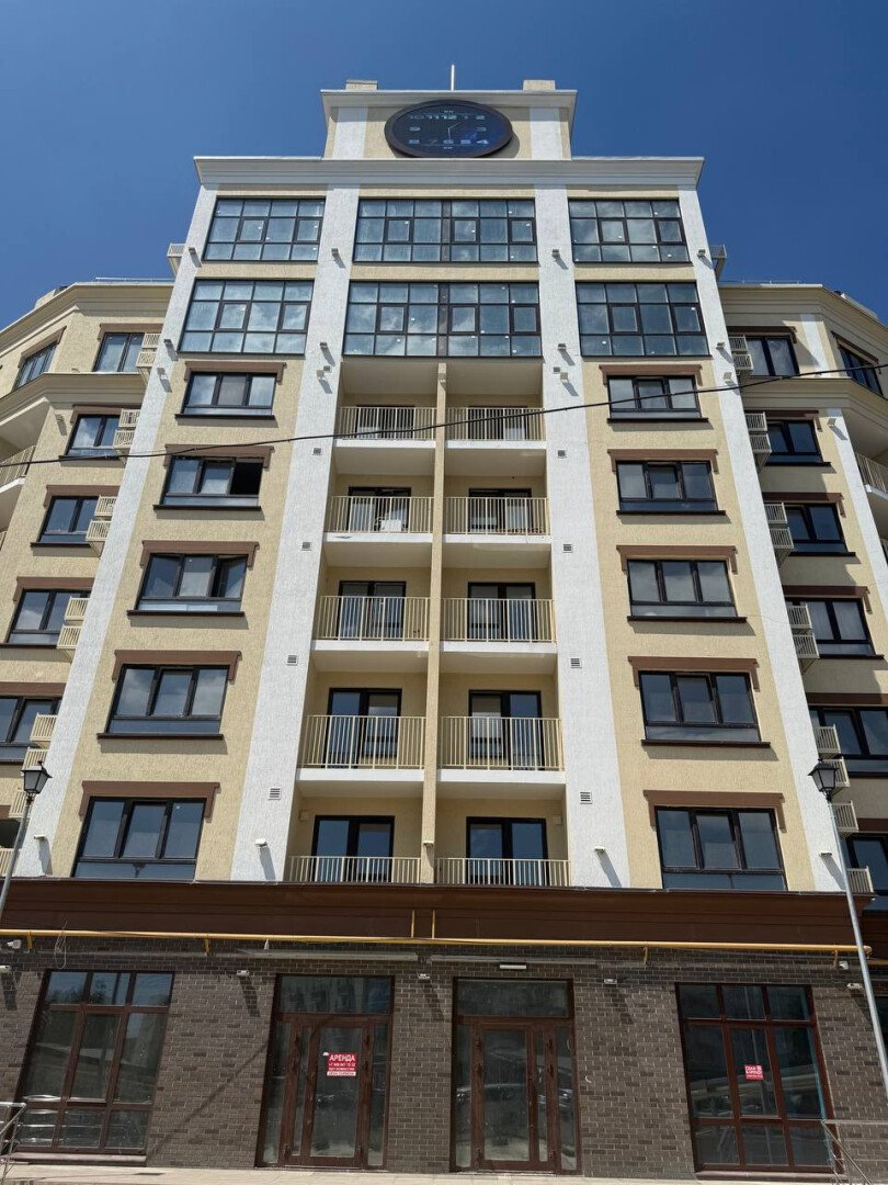Фото №1: Коммерция 670&nbsp;м², 7/9&nbsp;эт. - Мариуполь, р. Жовтневый, пр-кт Металлургов, 54А