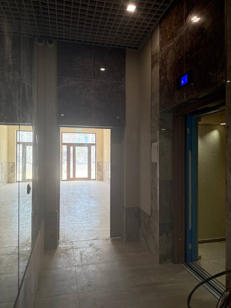 Фото №12: Коммерция 670&nbsp;м², 7/9&nbsp;эт. - Мариуполь, р. Жовтневый, пр-кт Металлургов, 54А