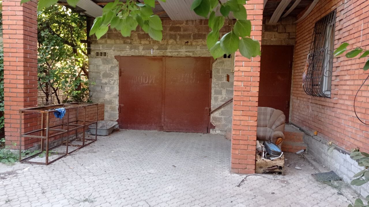 Фото №3: Дом 278&nbsp;м² + 5&nbsp;сот., 2&nbsp;эт. - Мариуполь, р. Левобережный, пр-кт Ленинградский, 50