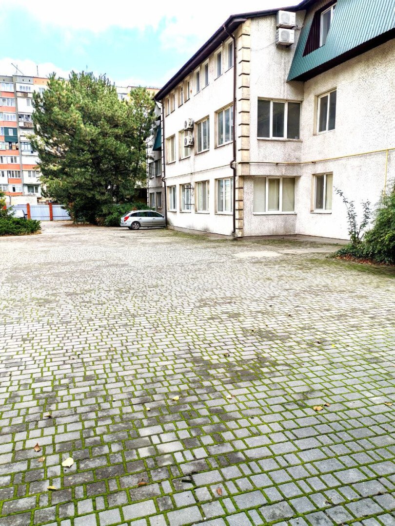 Фото №13: 3-комнатная квартира 138&nbsp;м², 1/3&nbsp;эт. - Мариуполь, Жовтневый, мкр. Западный, б-р Шевченко, 274А