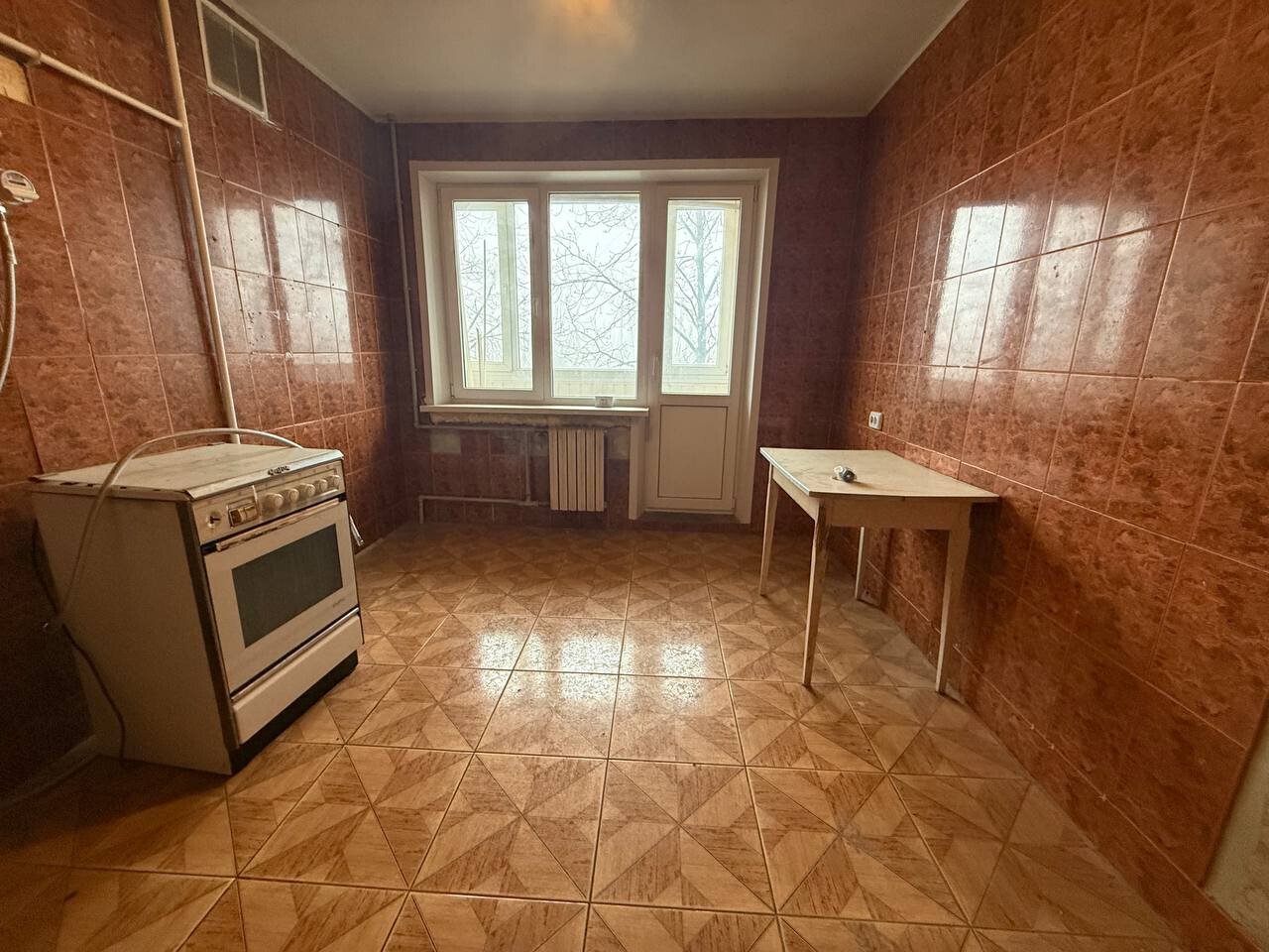 Фото №1: 5+-комнатная квартира 110&nbsp;м², 6/9&nbsp;эт. - Мариуполь, р. Левобережный, б-р Морской, 56