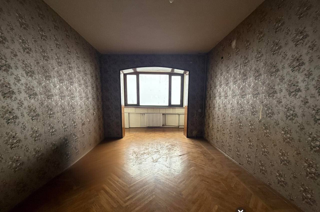 Фото №4: 5+-комнатная квартира 110&nbsp;м², 6/9&nbsp;эт. - Мариуполь, р. Левобережный, б-р Морской, 56