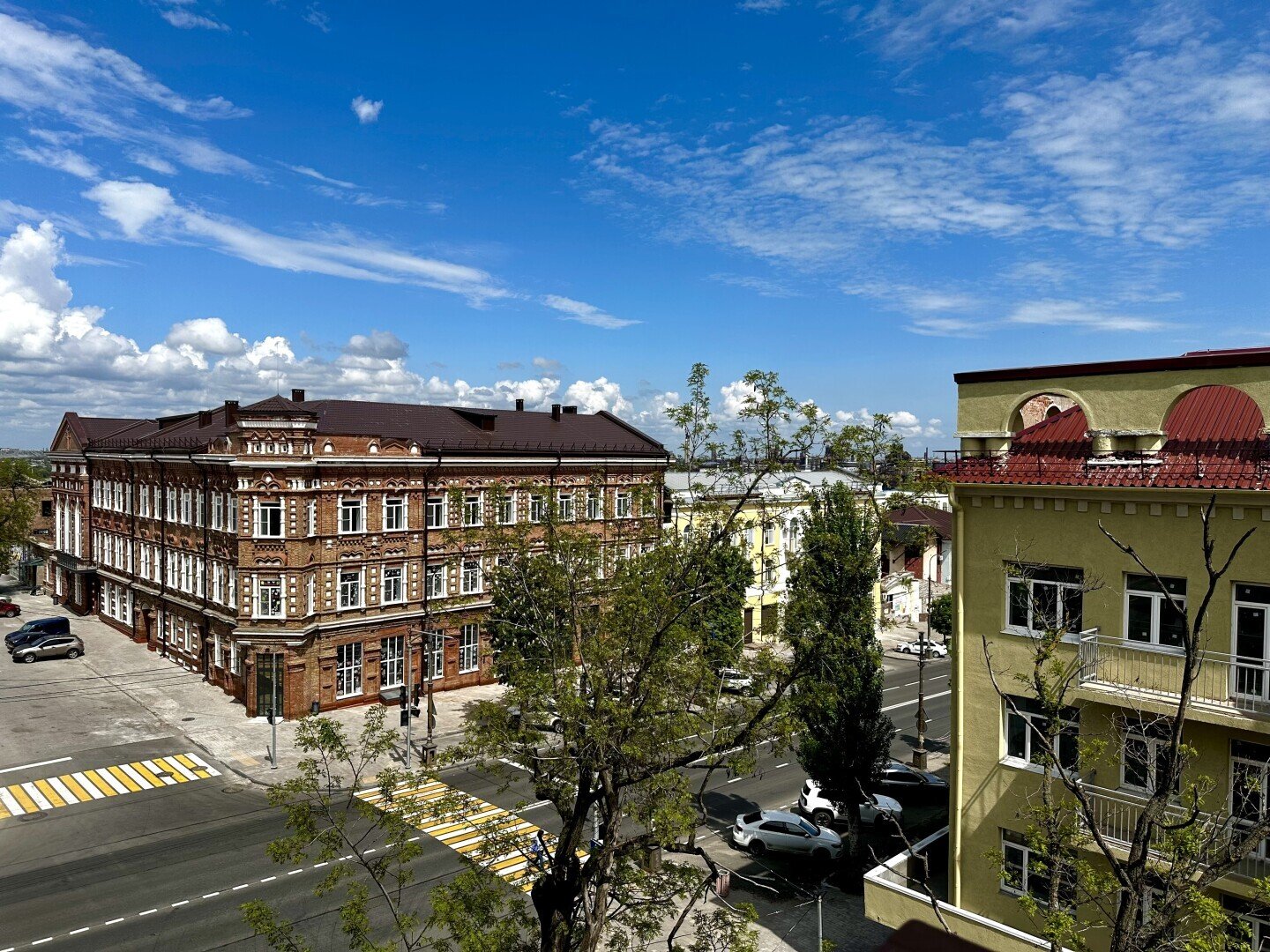 Фото №2: 3-комнатная квартира 87&nbsp;м², 4/5&nbsp;эт. - Мариуполь, р. Жовтневый, пр-кт Ленина, 24