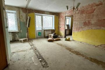 Фото №1: 3-комнатная квартира 55 м², 2/5 эт. - Мариуполь, р. Жовтневый, ул. Энгельса, 32