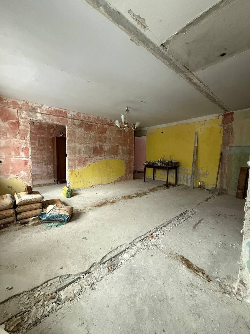 Фото №2: 3-комнатная квартира 55&nbsp;м², 2/5&nbsp;эт. - Мариуполь, р. Жовтневый, ул. Энгельса, 32