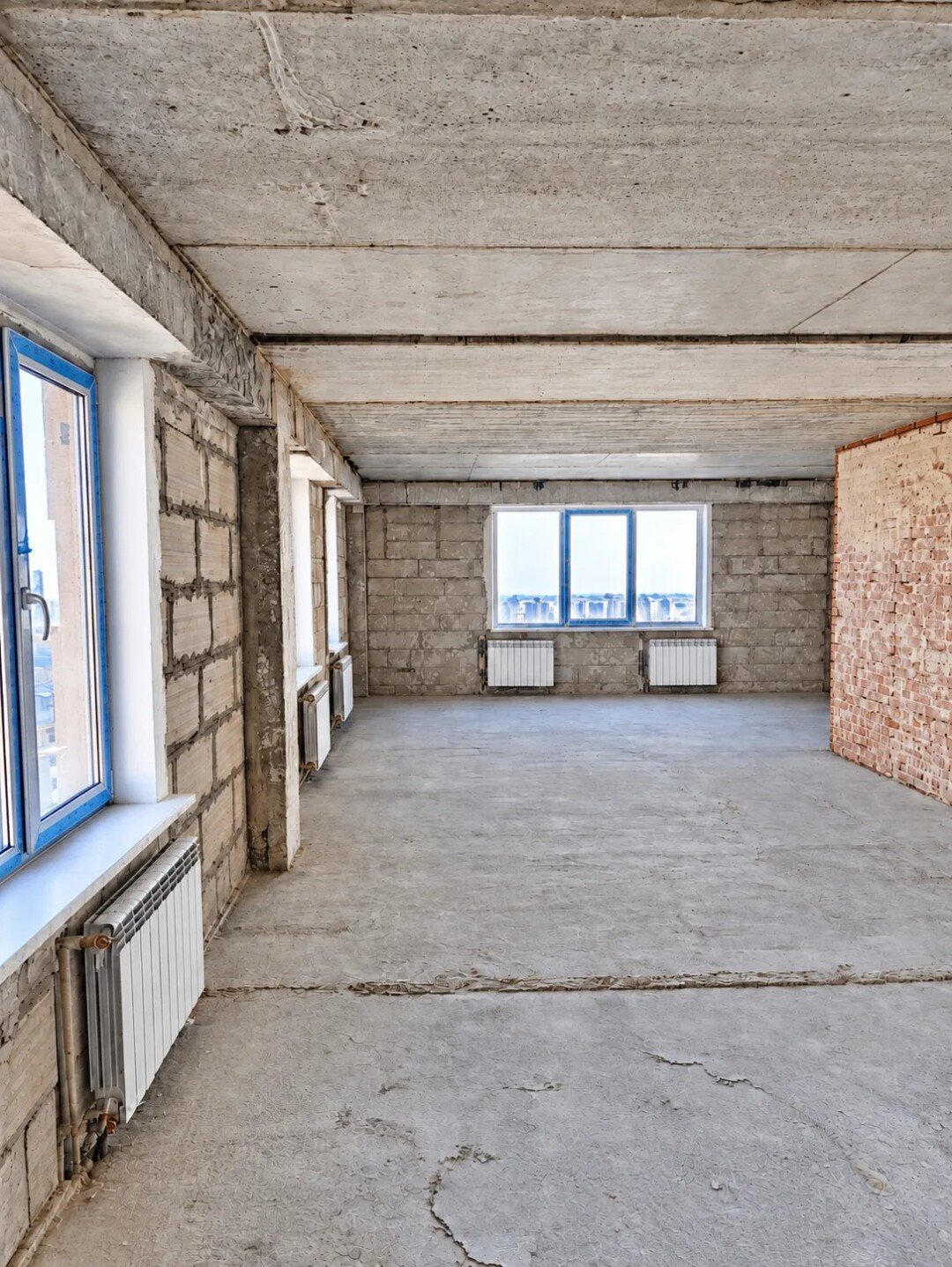 Фото №5: 2-комнатная квартира 84&nbsp;м², 10/10&nbsp;эт. - Мариуполь, р. Жовтневый, ул. Бахчиванджи, 5Б