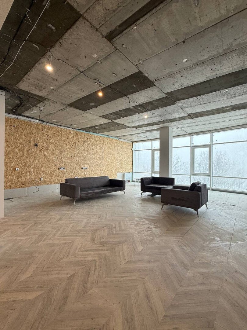 Фото №5: 4-комнатная квартира 193&nbsp;м², 4/10&nbsp;эт. - Мариуполь, р. Жовтневый, пр-кт Строителей, 108А
