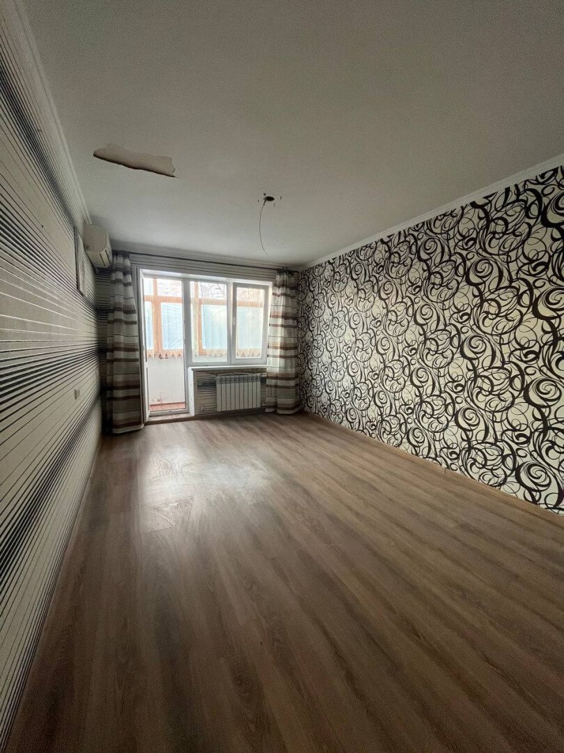 Фото №1: 3-комнатная квартира 63&nbsp;м², 3/9&nbsp;эт. - Мариуполь, Левобережный, Азовский, мкр. квартал № 278, пр-кт Победы, 123