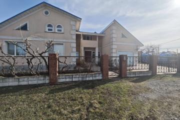 Фото №1: Дом 299 м² + 15 сот., 2 эт. - Агробаза, ул. Первомайская