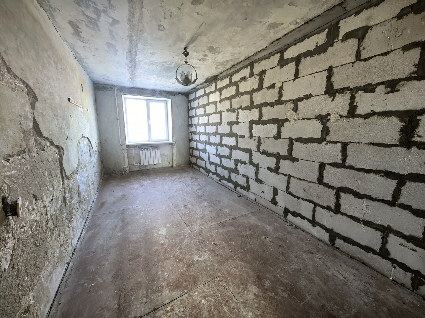 Фото №4: 3-комнатная квартира 57&nbsp;м², 6/9&nbsp;эт. - Мариуполь, р. Жовтневый, пр-кт Ленина, 100