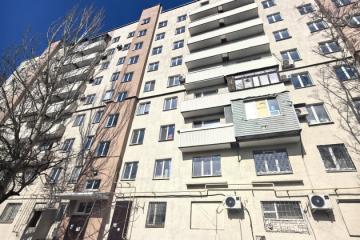 Фото №1: 3-комнатная квартира 57 м², 6/9 эт. - Мариуполь, р. Жовтневый, пр-кт Ленина, 100