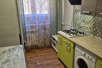 Фото №1: 2-комнатная квартира 46&nbsp;м², 1/9&nbsp;эт. - Мариуполь, мкр. Западный, ул. 60 лет СССР, 8