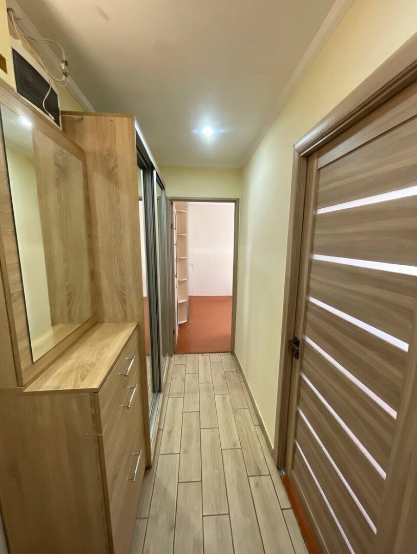 Фото №3: 3-комнатная квартира 51&nbsp;м², 5/5&nbsp;эт. - Мариуполь, р. Жовтневый, ул. Куприна, 35