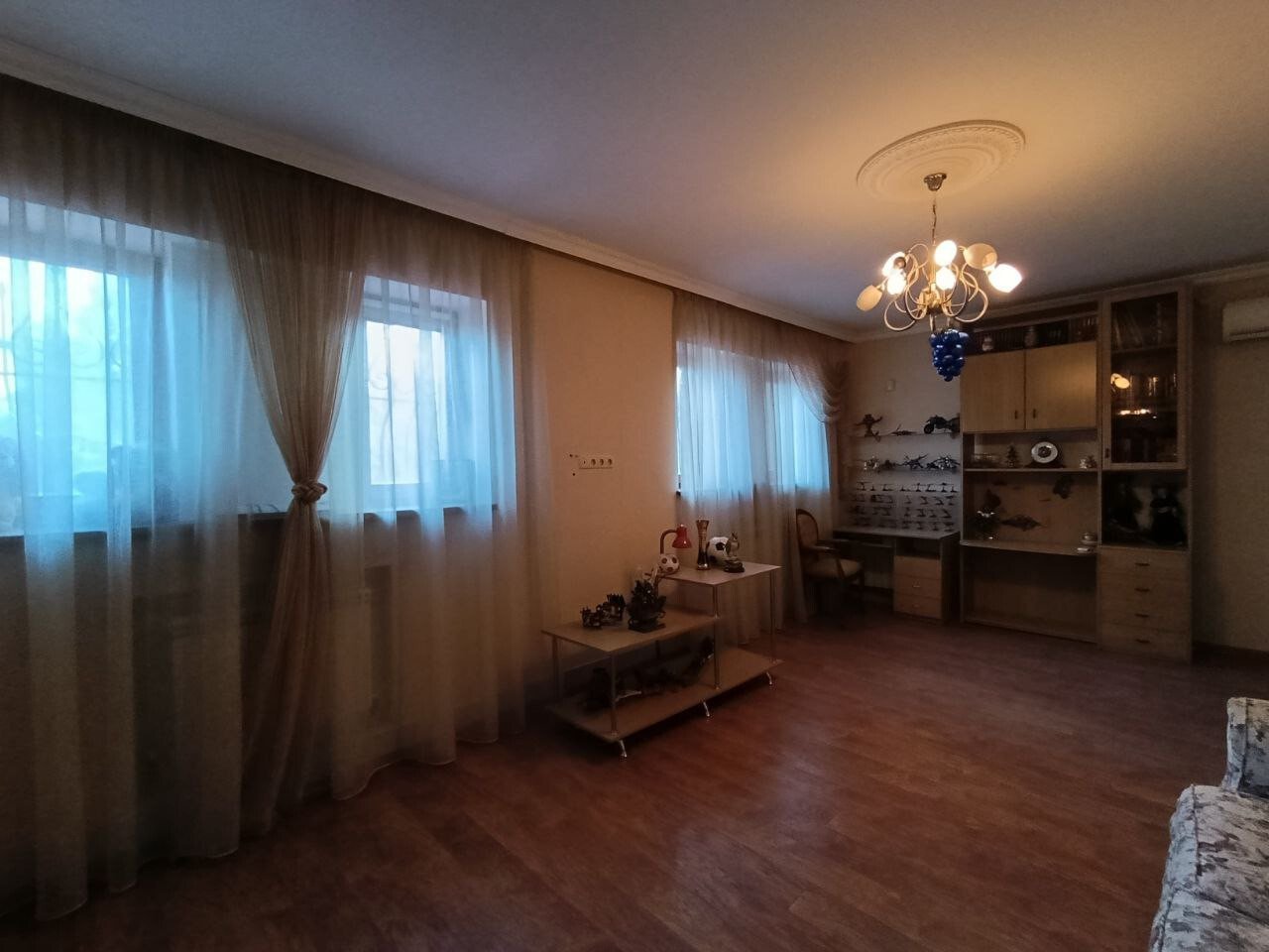Фото №8: Коттедж 356&nbsp;м² + 14.75&nbsp;сот., 3&nbsp;эт. - Мариуполь, Южный, р. Приморский, ул. Родниковая, 20