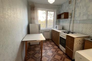 Фото №1: 3-комнатная квартира 63&nbsp;м², 4/9&nbsp;эт. - Мариуполь, мкр. Западный, ул. 50 лет СССР, 32