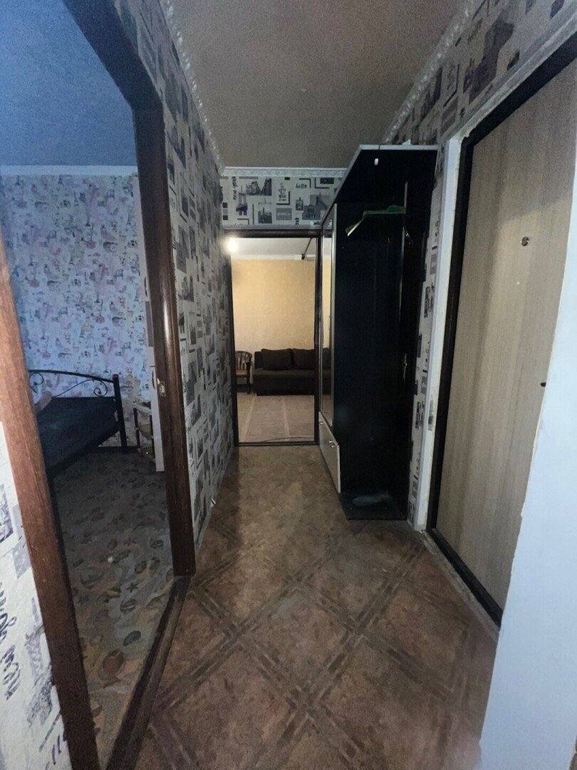 Фото №4: 3-комнатная квартира 57&nbsp;м², 6/9&nbsp;эт. - Мариуполь, Жовтневый, мкр. Западный, ул. 50 лет СССР, 32А