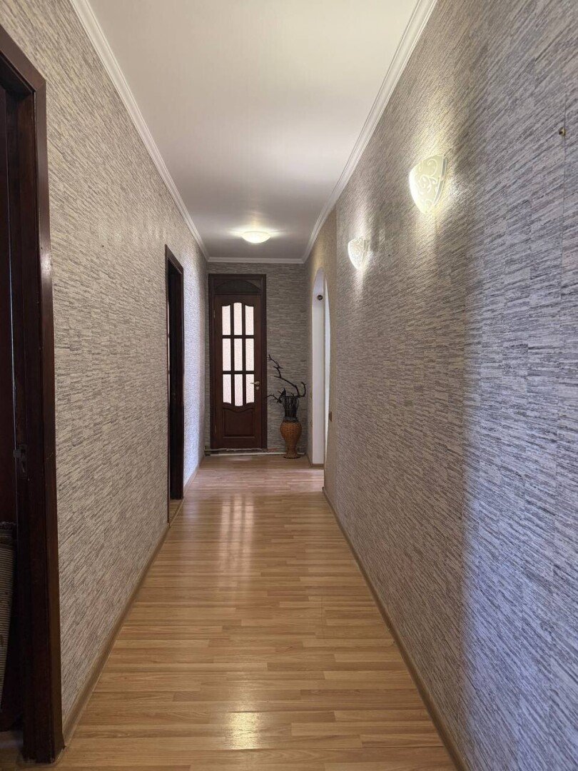 Фото №8: 3-комнатная квартира 70&nbsp;м², 9/9&nbsp;эт. - Мариуполь, Жовтневый, Западный, мкр. 22-й, ул. 9-й Авиадивизии, 14