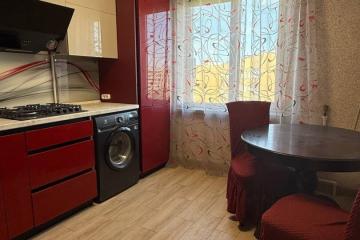 Фото №1: 3-комнатная квартира 70&nbsp;м², 9/9&nbsp;эт. - Мариуполь, мкр. 22-й, ул. 9-й Авиадивизии, 14