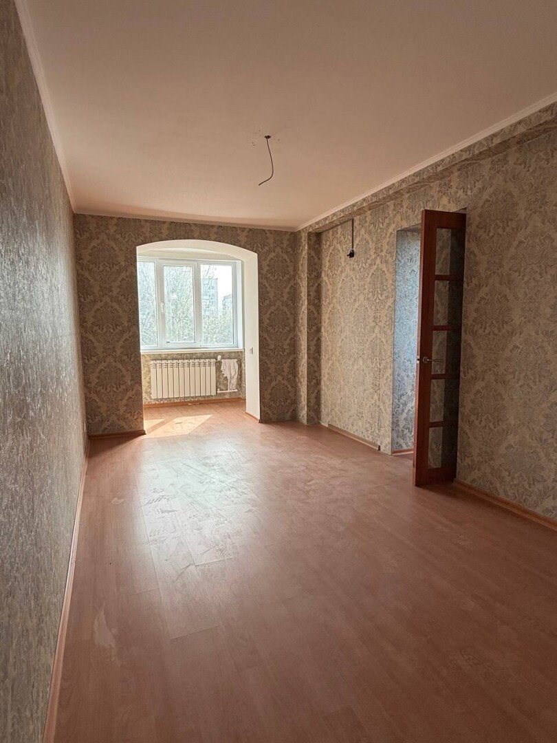 Фото №5: 4-комнатная квартира 110&nbsp;м², 4/9&nbsp;эт. - Мариуполь, Жовтневый, Западный, мкр. 22-й, б-р Шевченко, 311