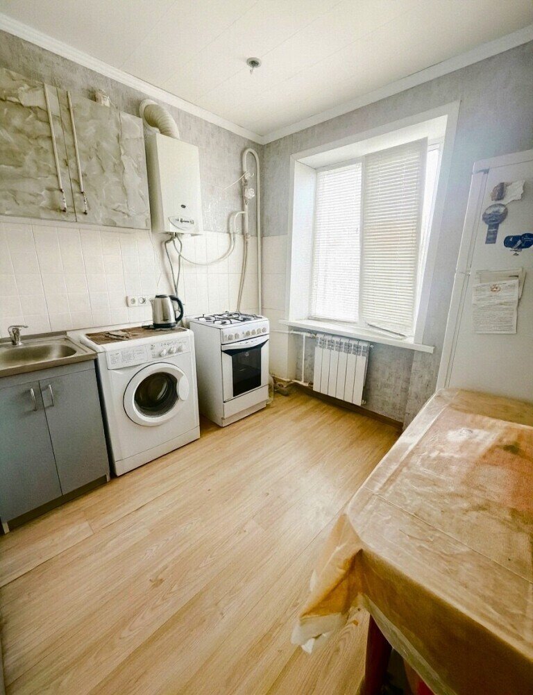 Фото №1: 1-комнатная квартира 30&nbsp;м², 5/5&nbsp;эт. - Мариуполь, р. Приморский, пр-кт Строителей, 48