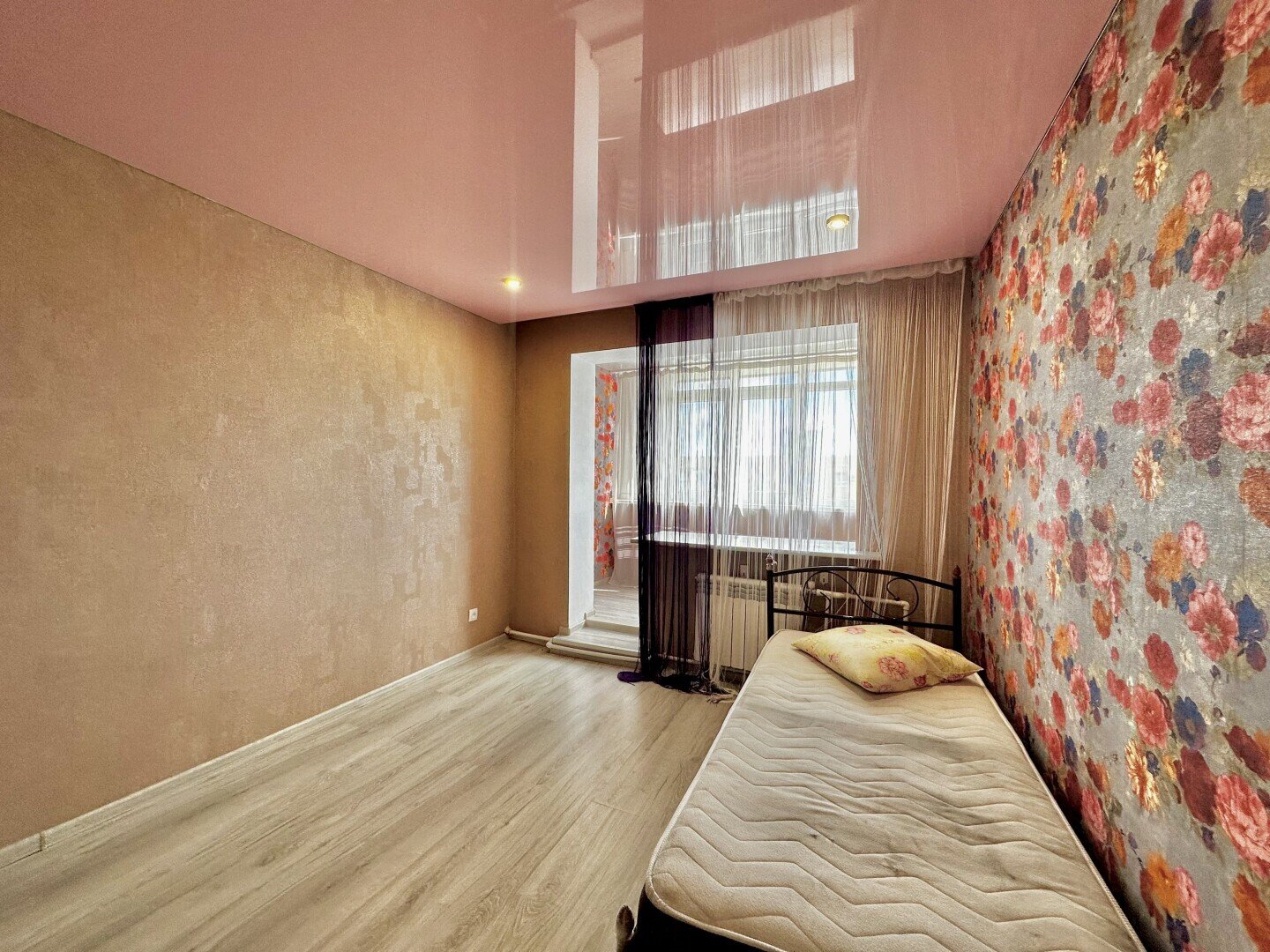 Фото №2: 3-комнатная квартира 55&nbsp;м², 9/9&nbsp;эт. - Мариуполь, Жовтневый, мкр. Западный, ул. 50 лет СССР, 51