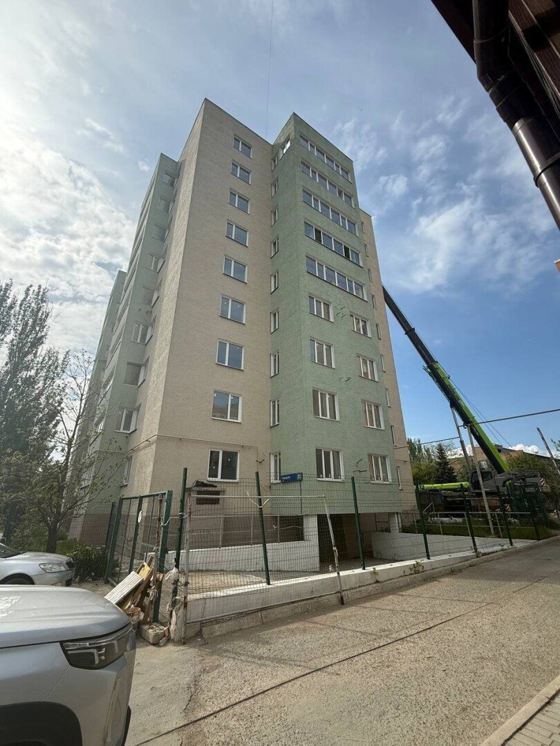 Фото №1: 4-комнатная квартира 95&nbsp;м², 9/9&nbsp;эт. - Мариуполь, р. Приморский, ул. Лавицкого, 21