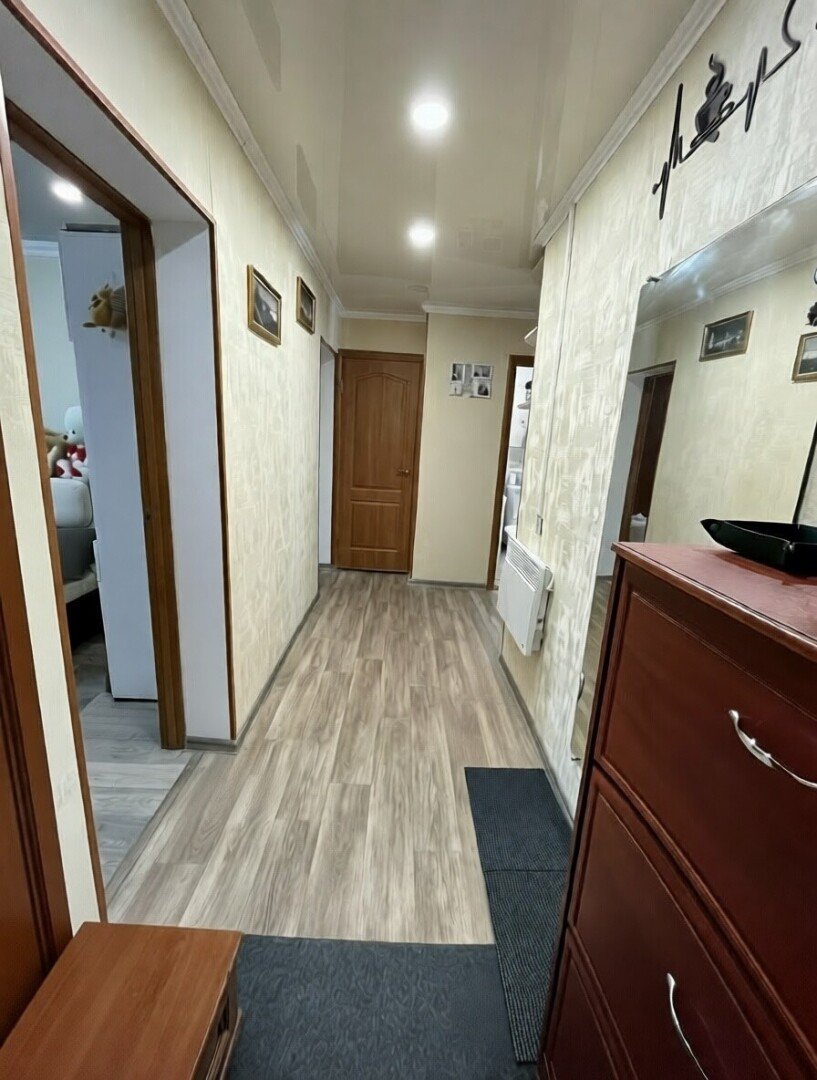 Фото №2: 2-комнатная квартира 50&nbsp;м², 9/9&nbsp;эт. - Мариуполь, Левобережный, мкр. Азовский, пр-кт Победы, 96
