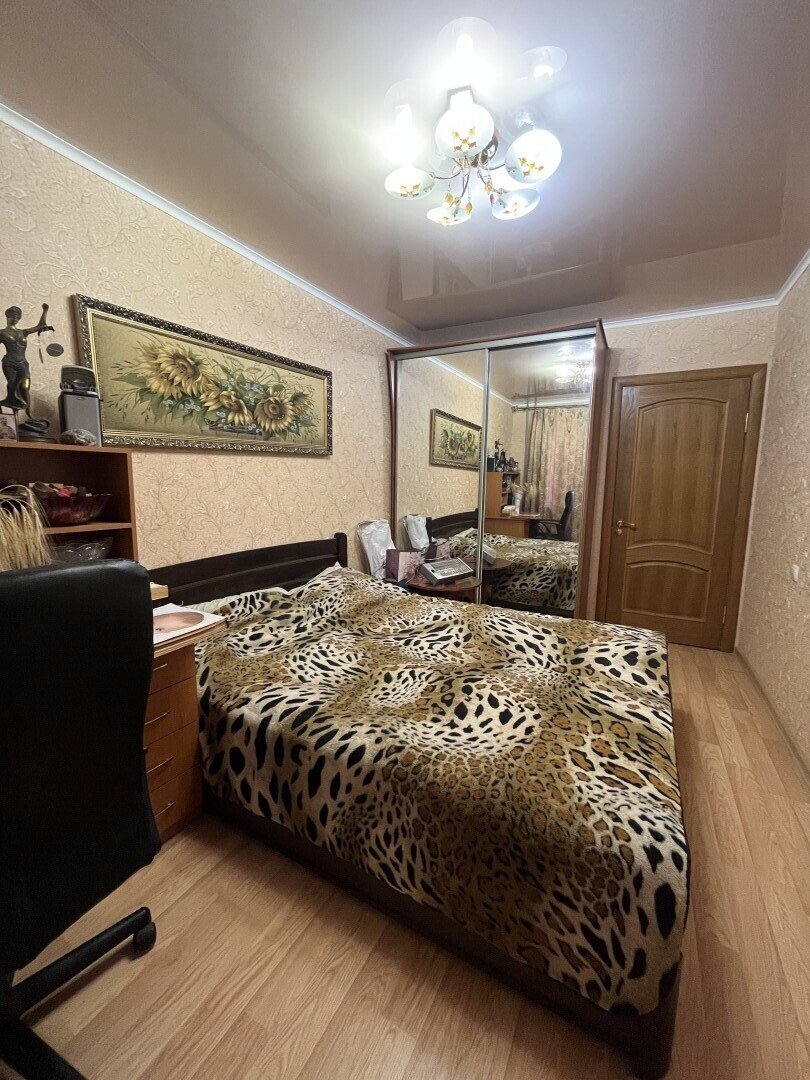 Фото №6: 4-комнатная квартира 72&nbsp;м², 8/9&nbsp;эт. - Мариуполь, Жовтневый, Западный, мкр. 22-й, ул. 60 лет СССР, 3