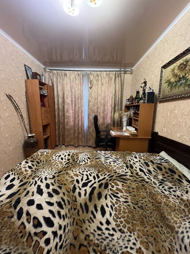 Фото №5: 4-комнатная квартира 72&nbsp;м², 8/9&nbsp;эт. - Мариуполь, Жовтневый, Западный, мкр. 22-й, ул. 60 лет СССР, 3