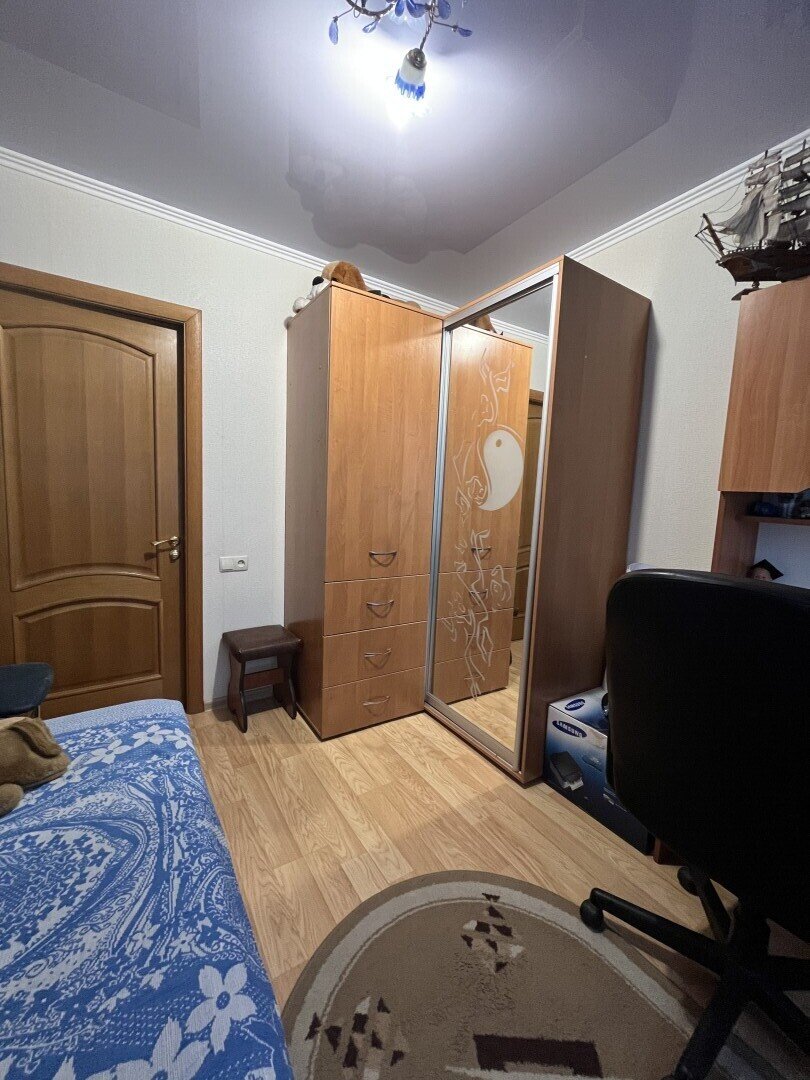 Фото №8: 4-комнатная квартира 72&nbsp;м², 8/9&nbsp;эт. - Мариуполь, Жовтневый, Западный, мкр. 22-й, ул. 60 лет СССР, 3