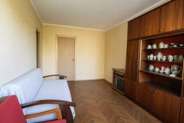 Фото №1: 2-комнатная квартира 44 м², 4/5 эт. - Мариуполь, р. Жовтневый, пр-кт Строителей, 100