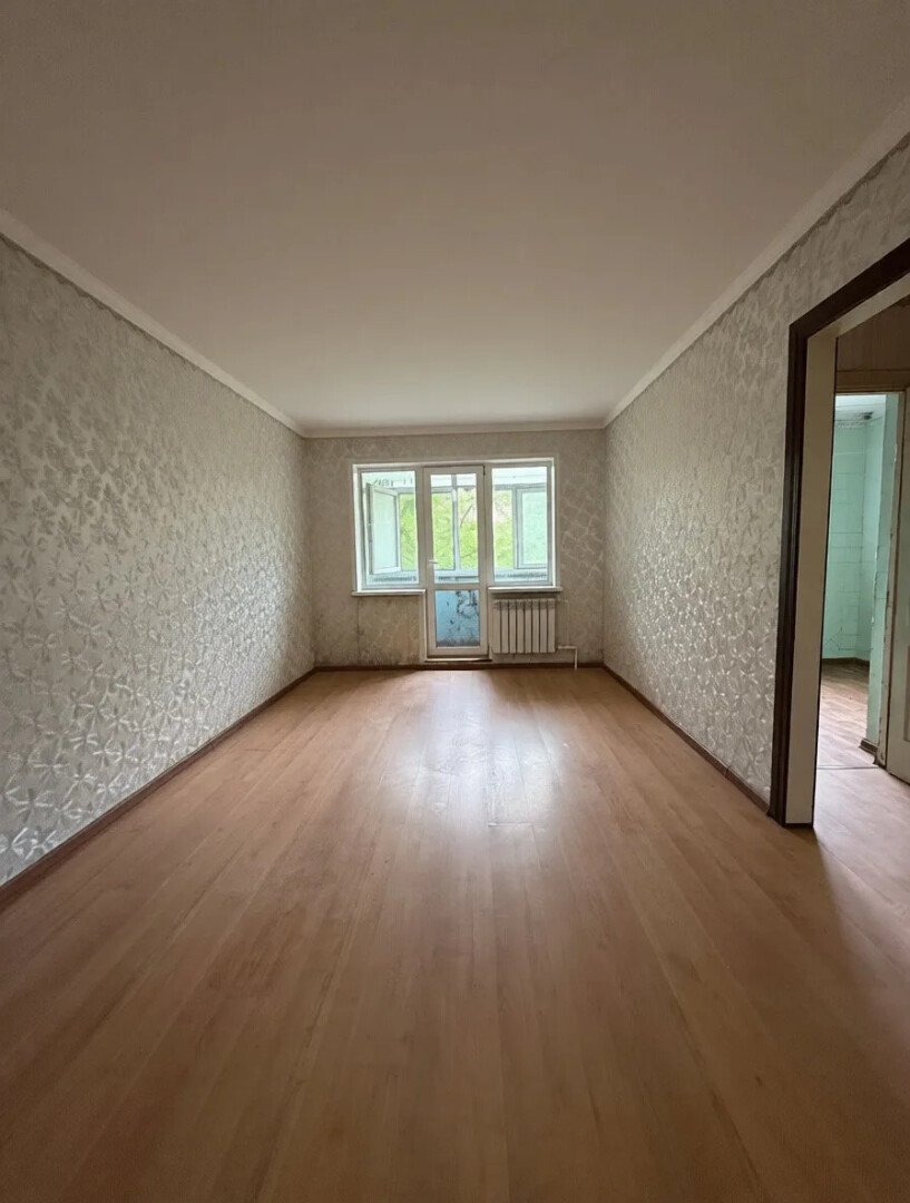 Фото №1: 3-комнатная квартира 57&nbsp;м², 2/5&nbsp;эт. - Мариуполь, р. Ильичёвский, пр-кт Металлургов, 199