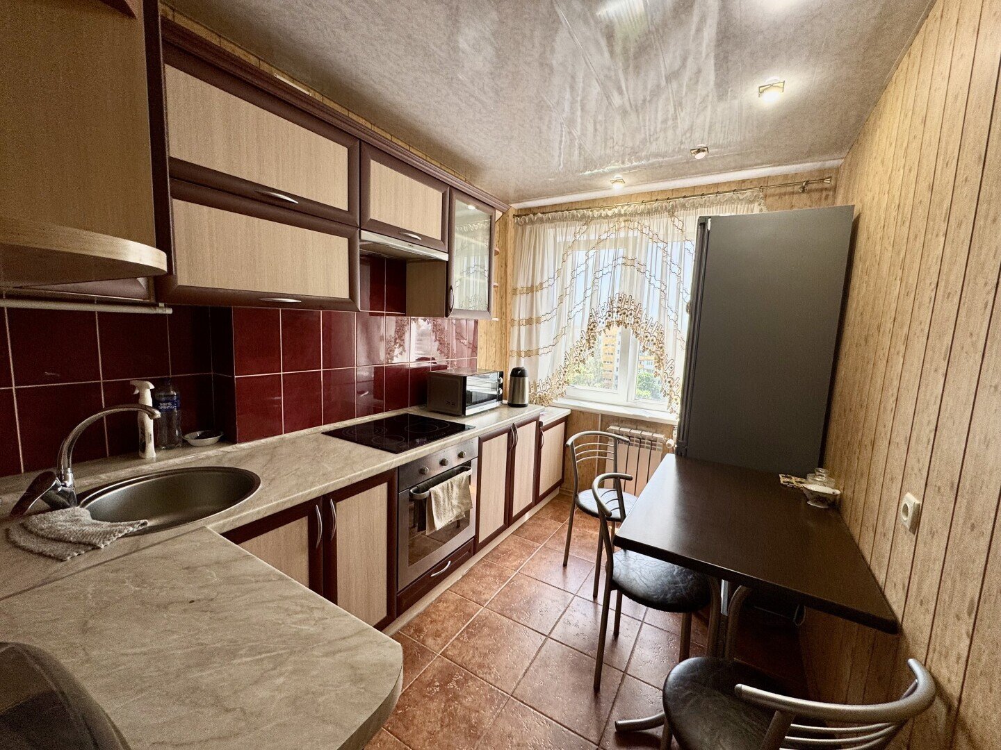 Фото №1: 3-комнатная квартира 61&nbsp;м², 9/9&nbsp;эт. - Мариуполь, Жовтневый, мкр. Западный, б-р Шевченко, 240