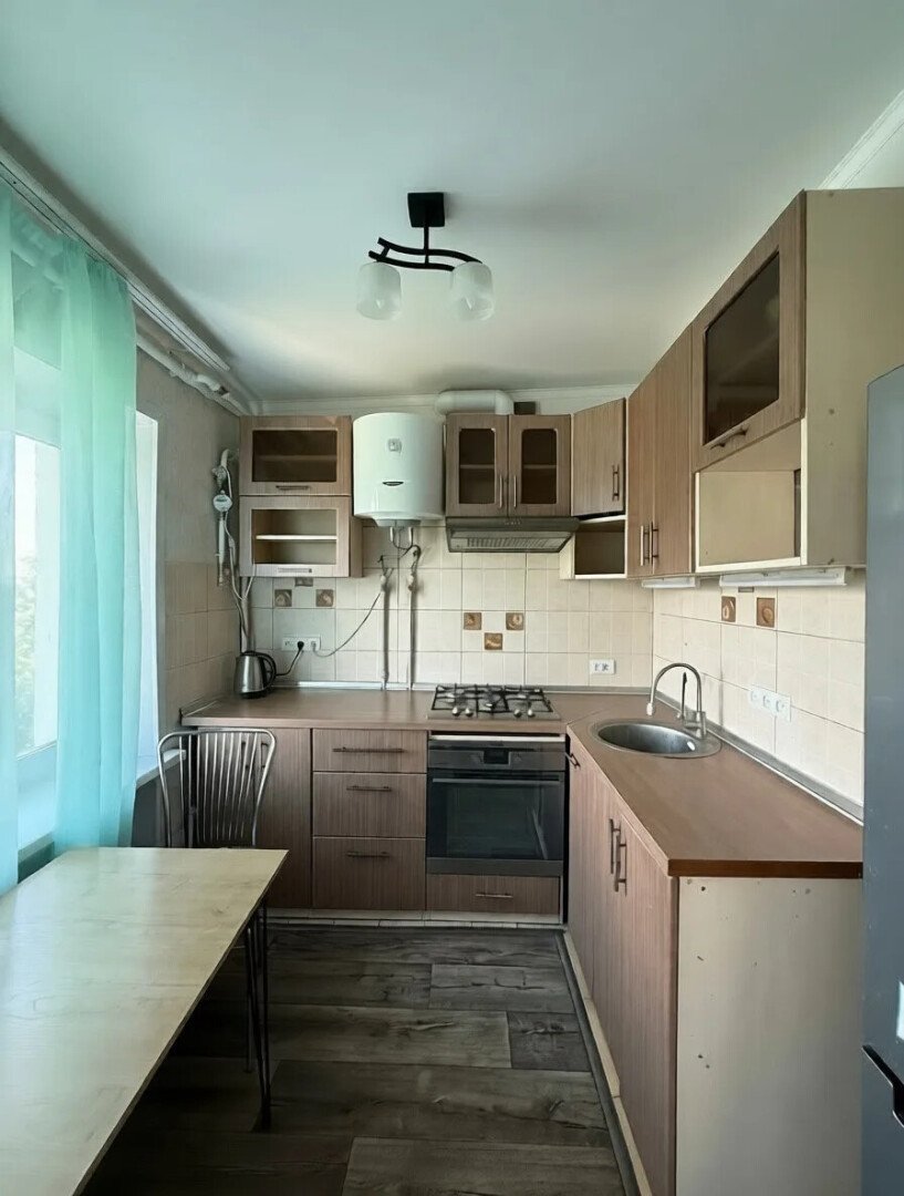 Фото №2: 2-комнатная квартира 42&nbsp;м², 5/5&nbsp;эт. - Мариуполь, р. Приморский, пр-кт Нахимова, 166