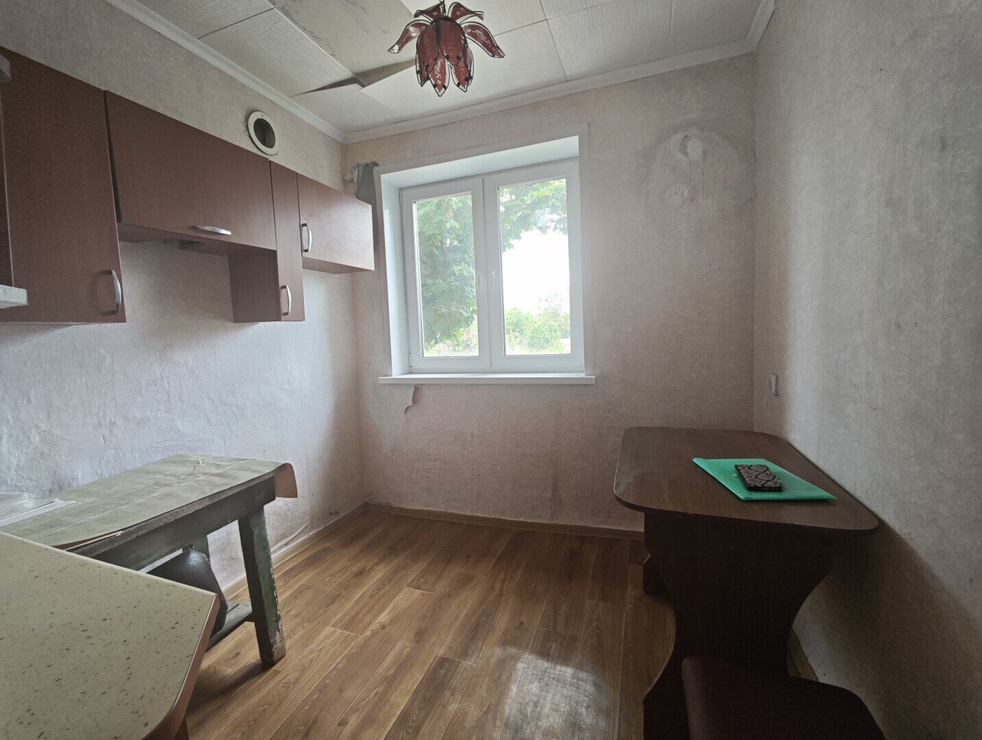 Фото №3: 1-комнатная квартира 27&nbsp;м², 1/2&nbsp;эт. - Мариуполь, Ильичёвский, п. Каменск, ул. Первомайская, 3