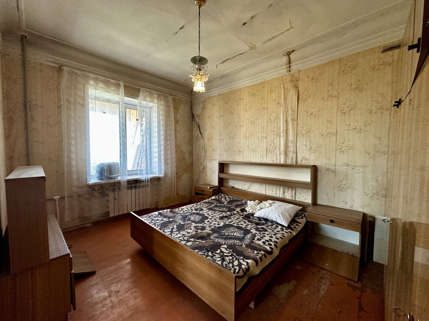 Фото №3: 3-комнатная квартира 90&nbsp;м², 4/4&nbsp;эт. - Мариуполь, р. Ильичёвский, ул. Семашко, 15