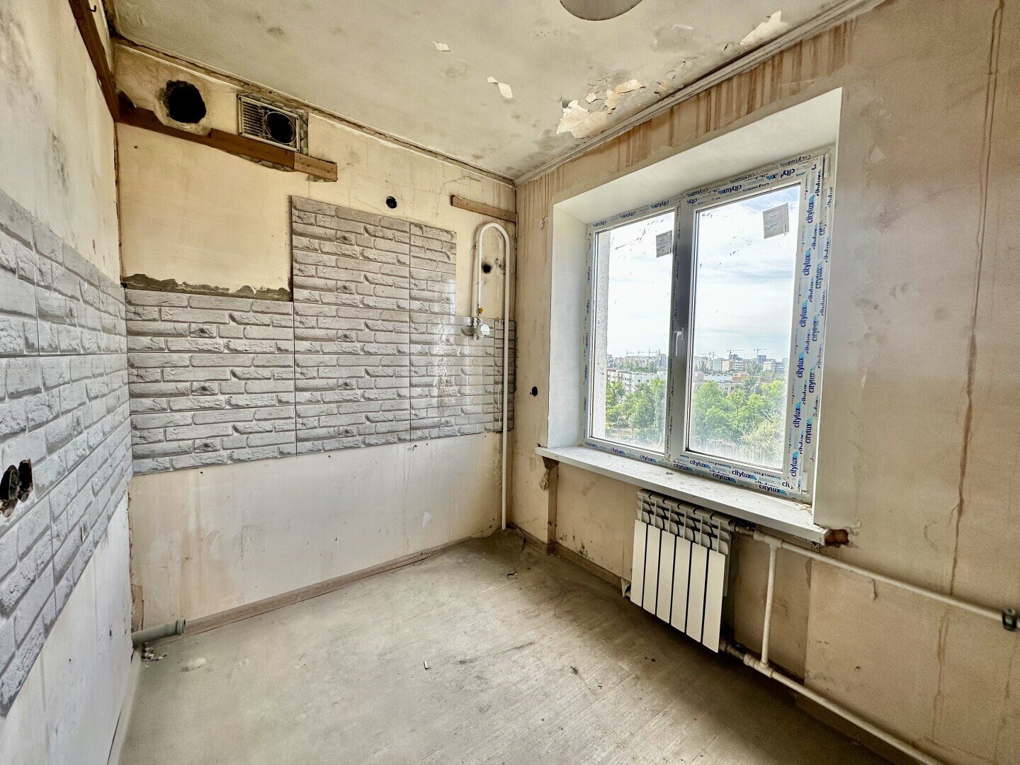 Фото №2: 3-комнатная квартира 59&nbsp;м², 9/9&nbsp;эт. - Мариуполь, р. Жовтневый, ул. Карла Либкнехта, 110