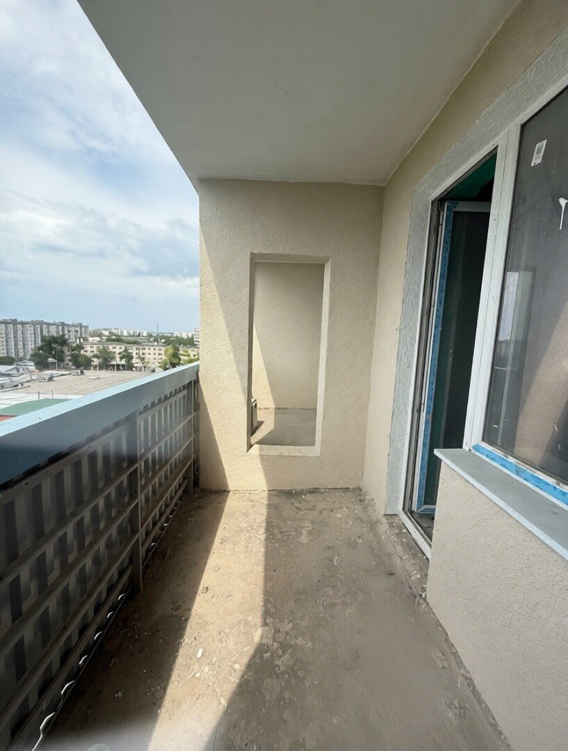 Фото №4: 3-комнатная квартира 56&nbsp;м², 9/9&nbsp;эт. - Мариуполь, Левобережный, мкр. Азовский, пр-кт Победы, 104