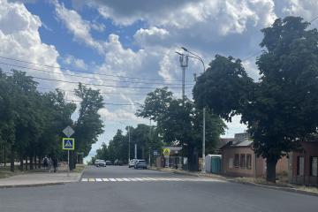 Фото №1: 3-комнатная квартира 75&nbsp;м², 5/5&nbsp;эт. - Мариуполь, р. Жовтневый, пр-кт Металлургов, 21